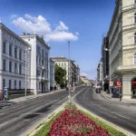 Wiosna w Europie: gdzie jechać po słońce i mniej tłumów